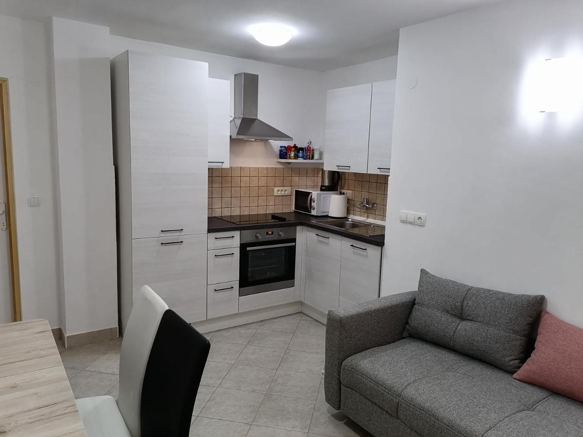 Ferienwohnung Kika Dramalj Exterior foto